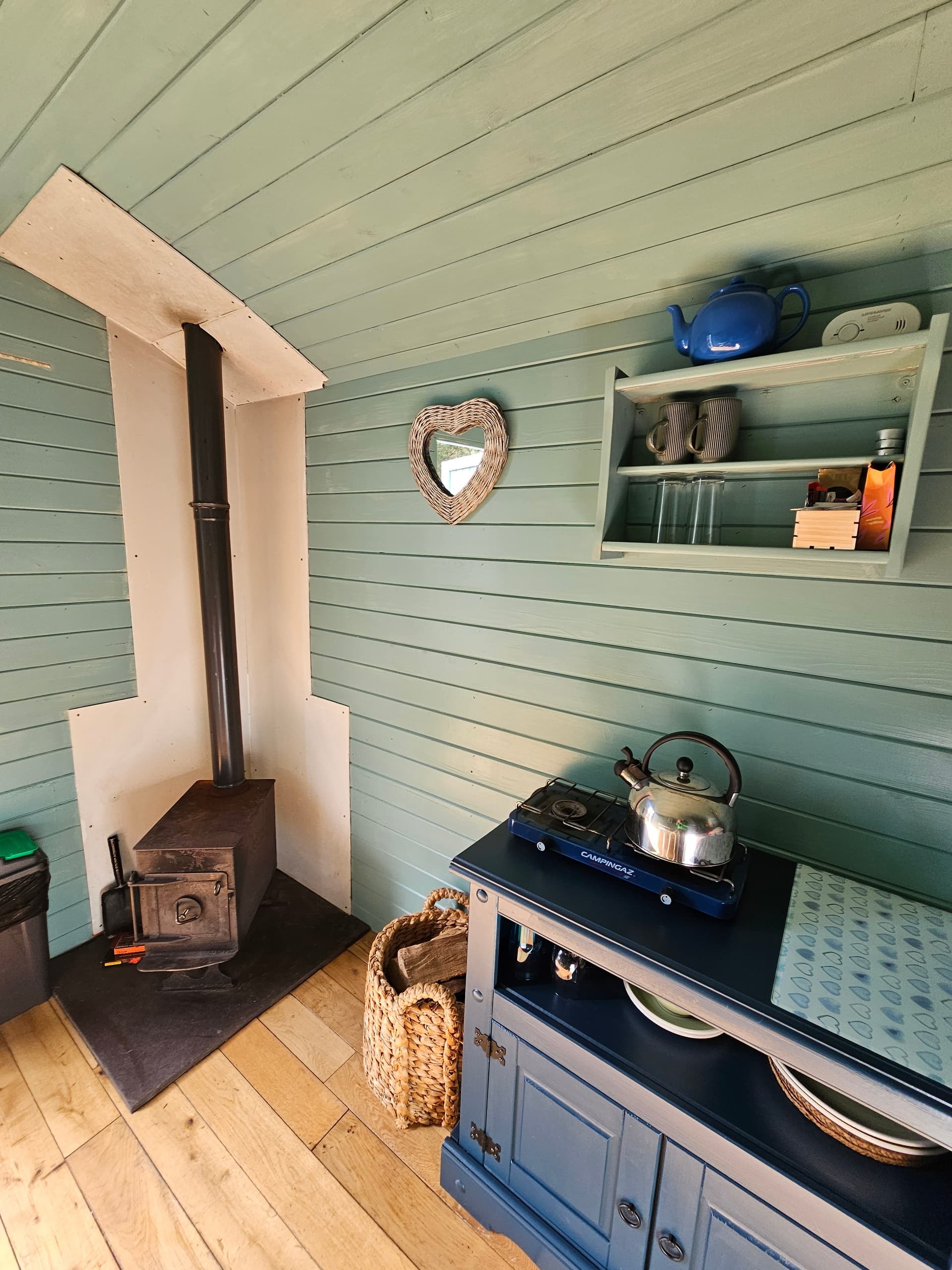 Wilderness Retreat at Shepherd's Hut in Scotland