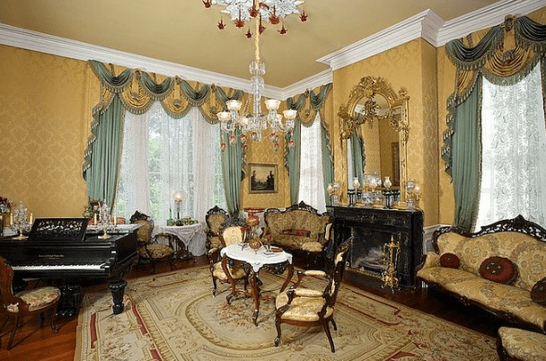 Historic Tours & Candlelight Experience at The Towers