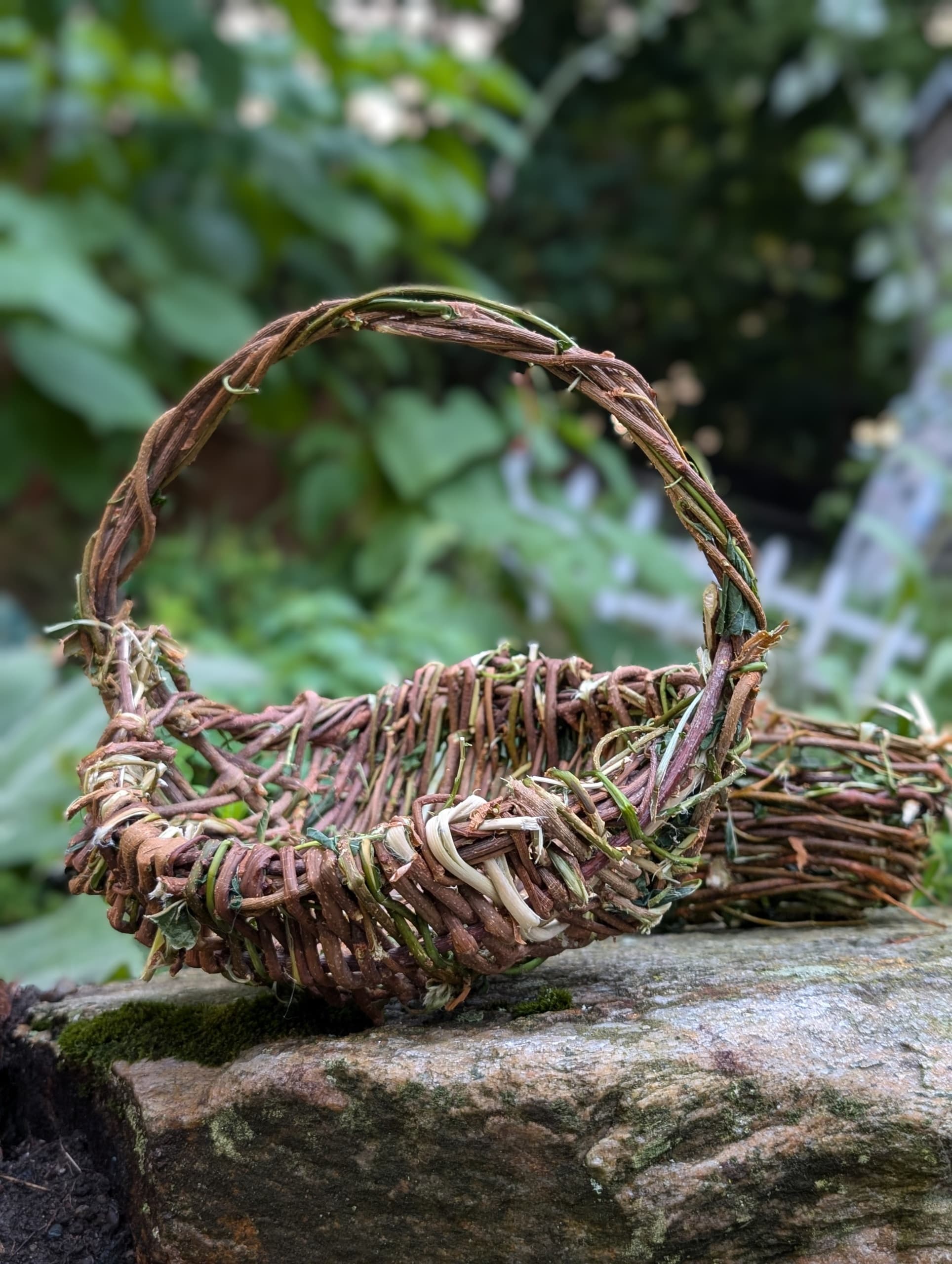 Weaving Sustainable Craft: Invasive Baskets Workshop in Salem, Massachusetts