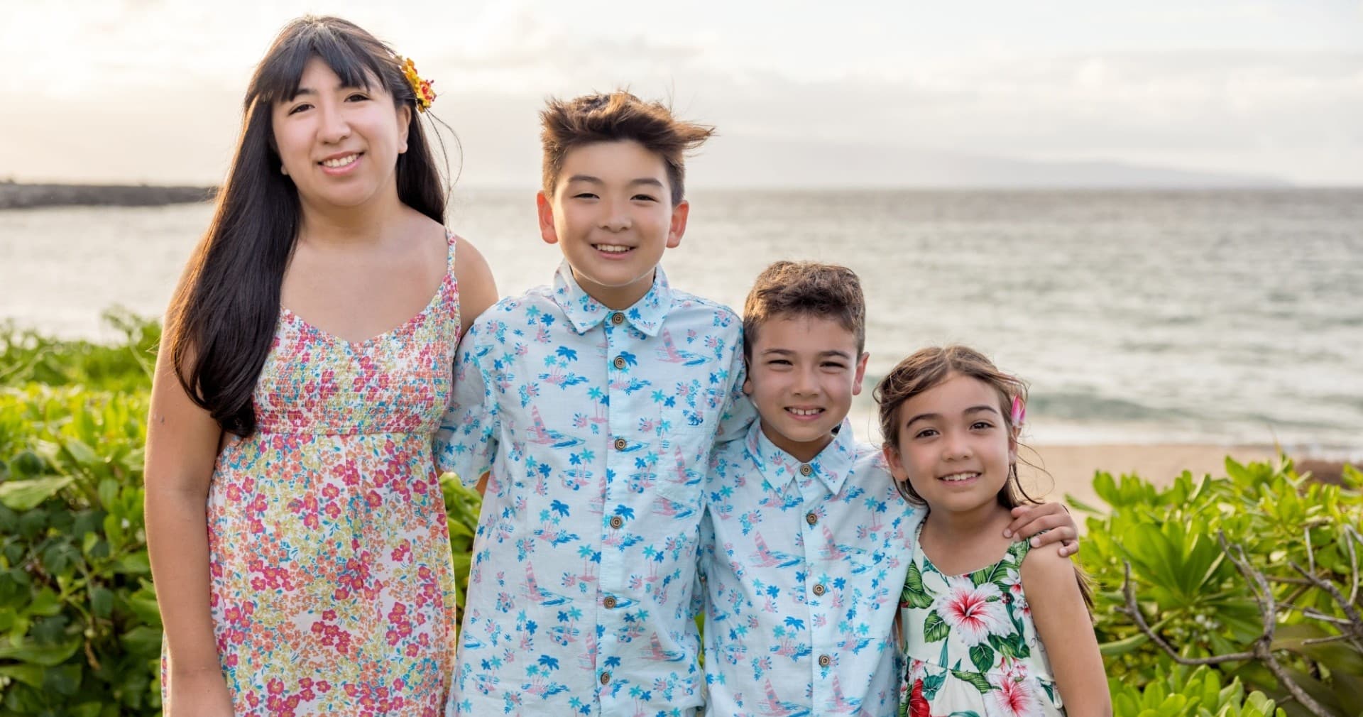 Oahu Photography Package: Family Beach Session at Golden Hour photo 3