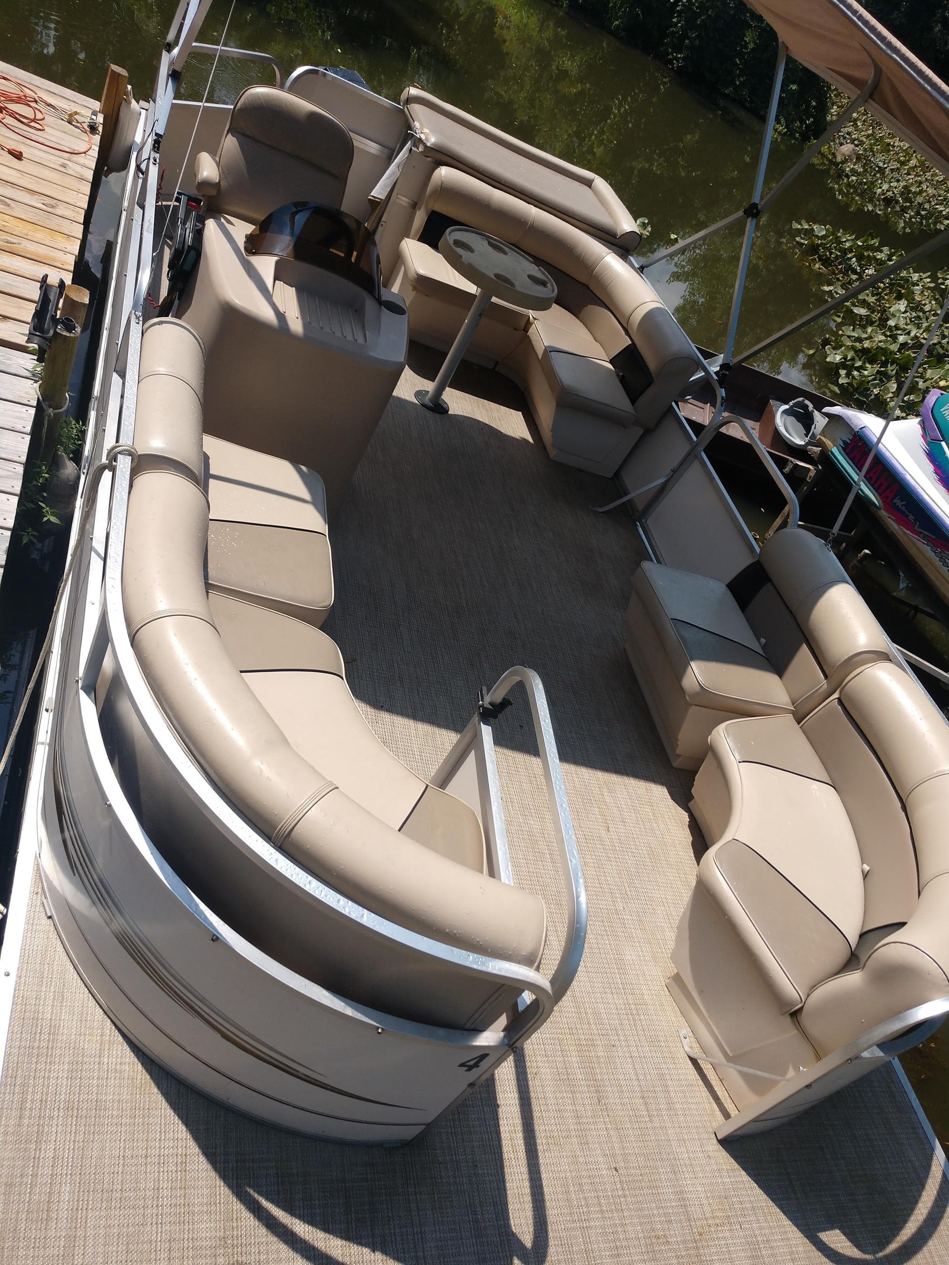 Buckeye Lake Boat Rental team