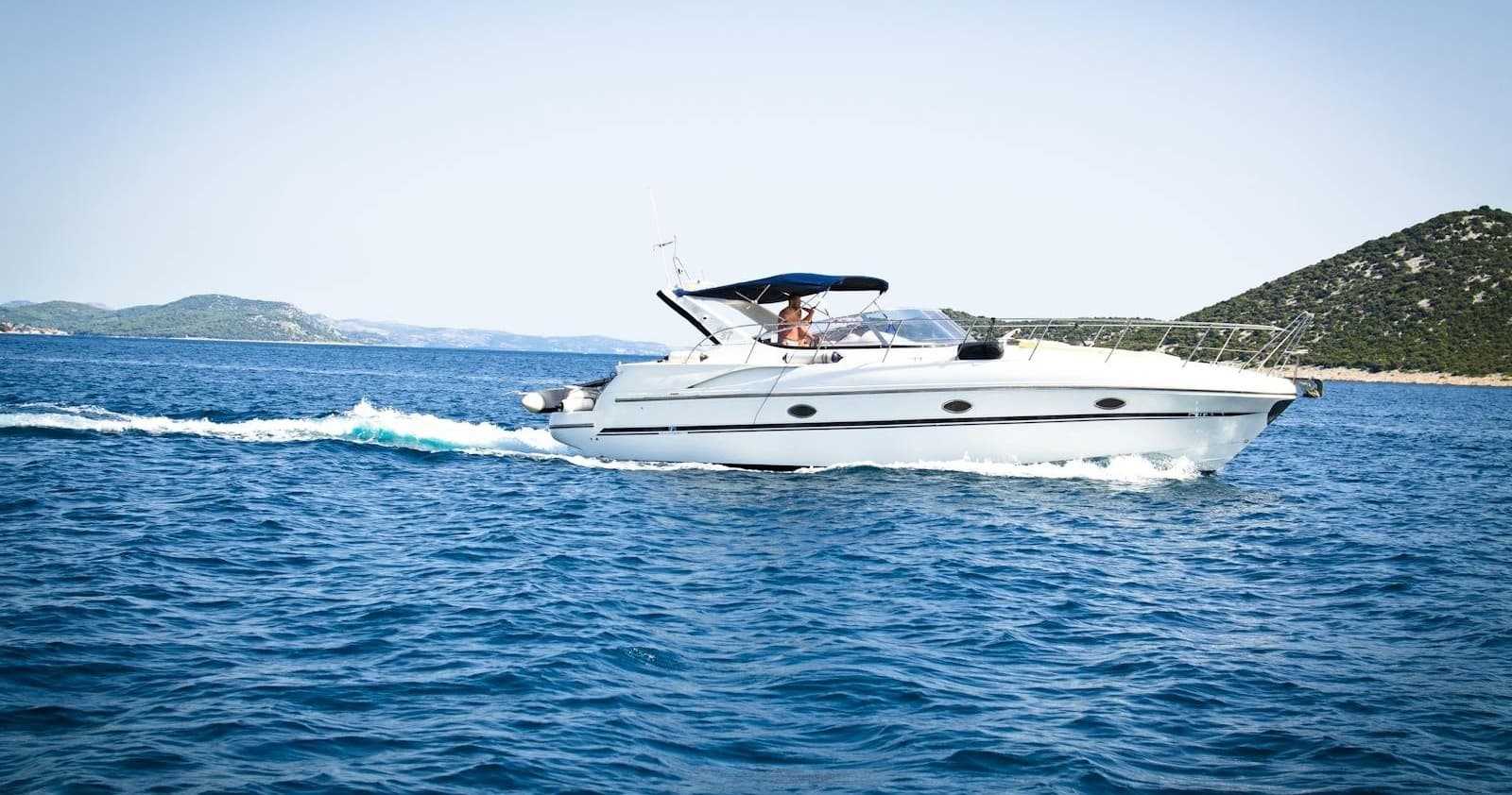Yacht cruising near islands in the Florida Keys waters