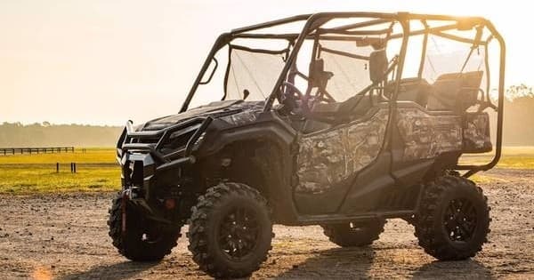Polaris Pioneer 1000: 5-Seater Guided Side-by-Side Tour in Kissimmee, FL photo 1