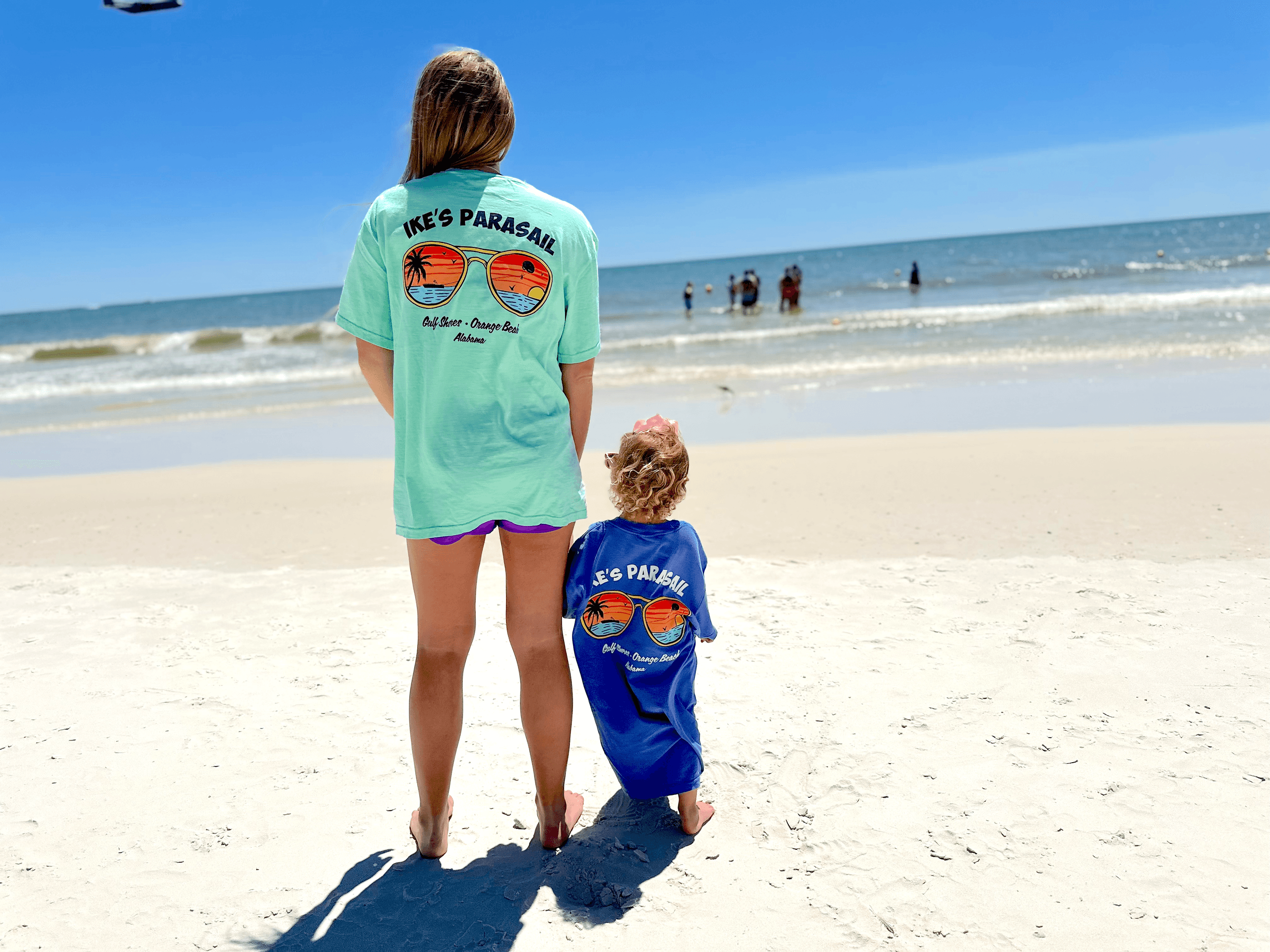 Beachside Parasail Thrills with Ike's Parasail in Gulf Shores