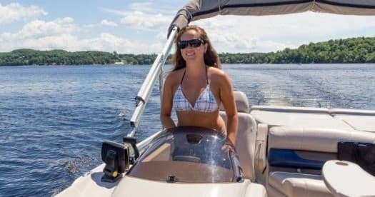 Water-Activities at Nashville Shores: Pontoon Rentals Made Easy