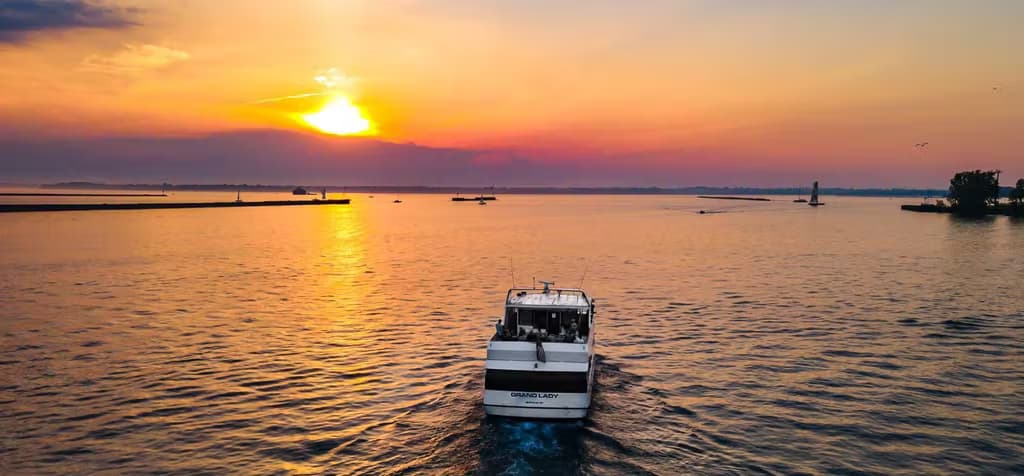 Buffalo River Sunset Cruise with Grand Lady Cruises