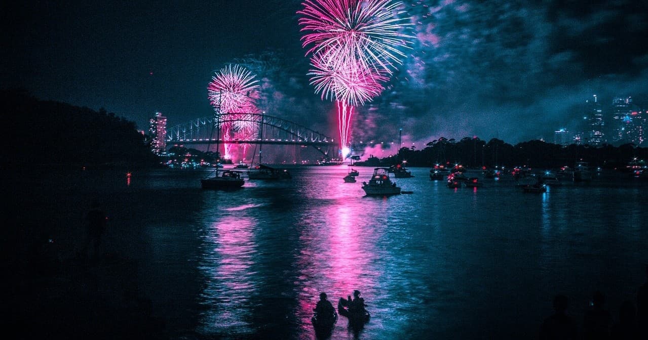 Water Activities: Kayak Hilton Head’s Fireworks & Dolphin Tour