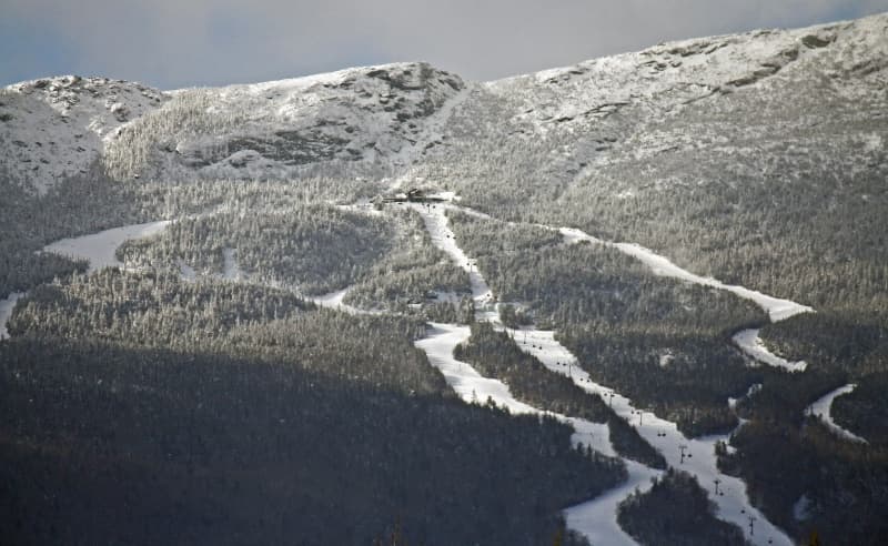 Weekend Ski Shuttle to Stowe: Chase Mount Mansfield’s Front Four with OvRride photo 2