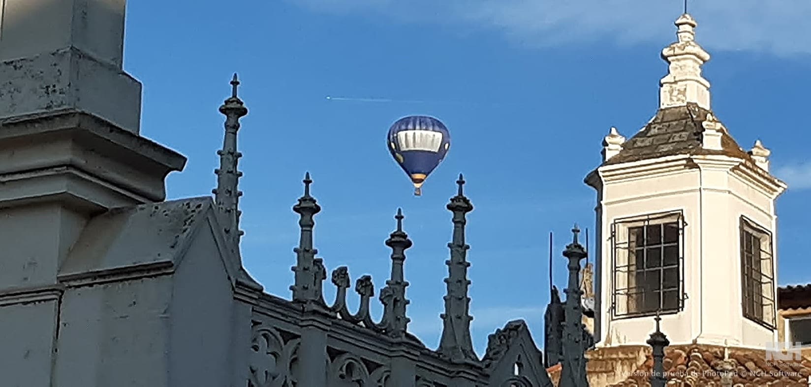 Sunrise Hot-Air Balloon Over Badajoz: Guadiana River Flights with Breakfast photo 2