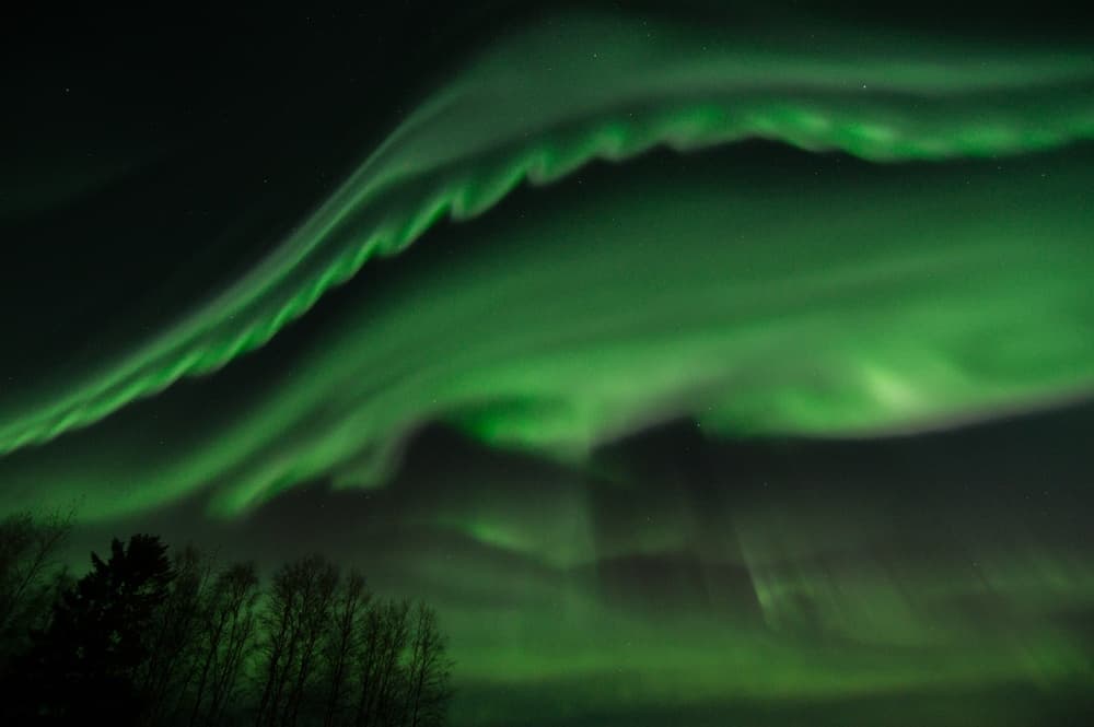 Northern Lights Snowmobile Sleigh Ride with Polar Lights Tours