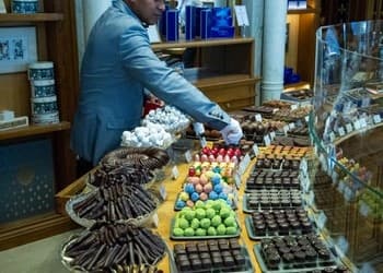 French Chef Culinary Tour with Eating Europe Paris