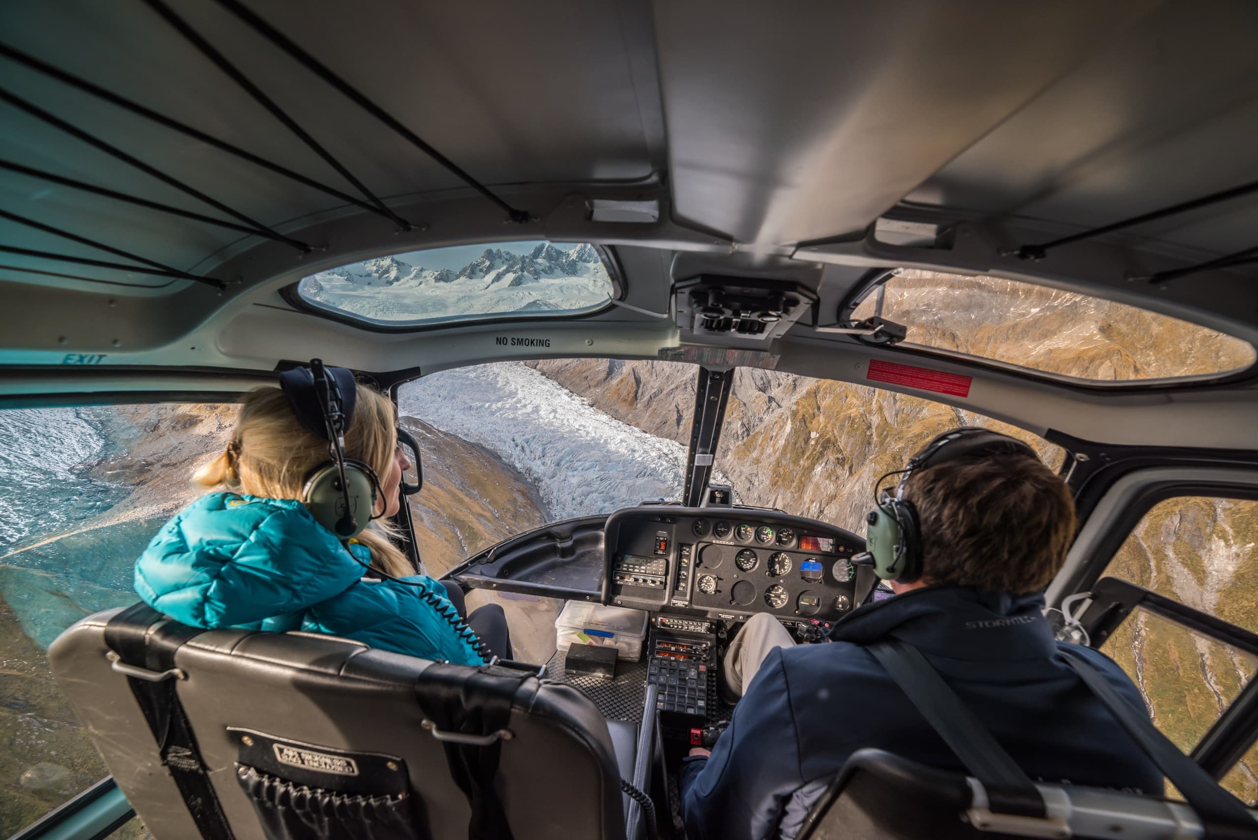Explore Franz Josef Glacier by Helicopter: Alpine Landing & Guided Glacier Experience