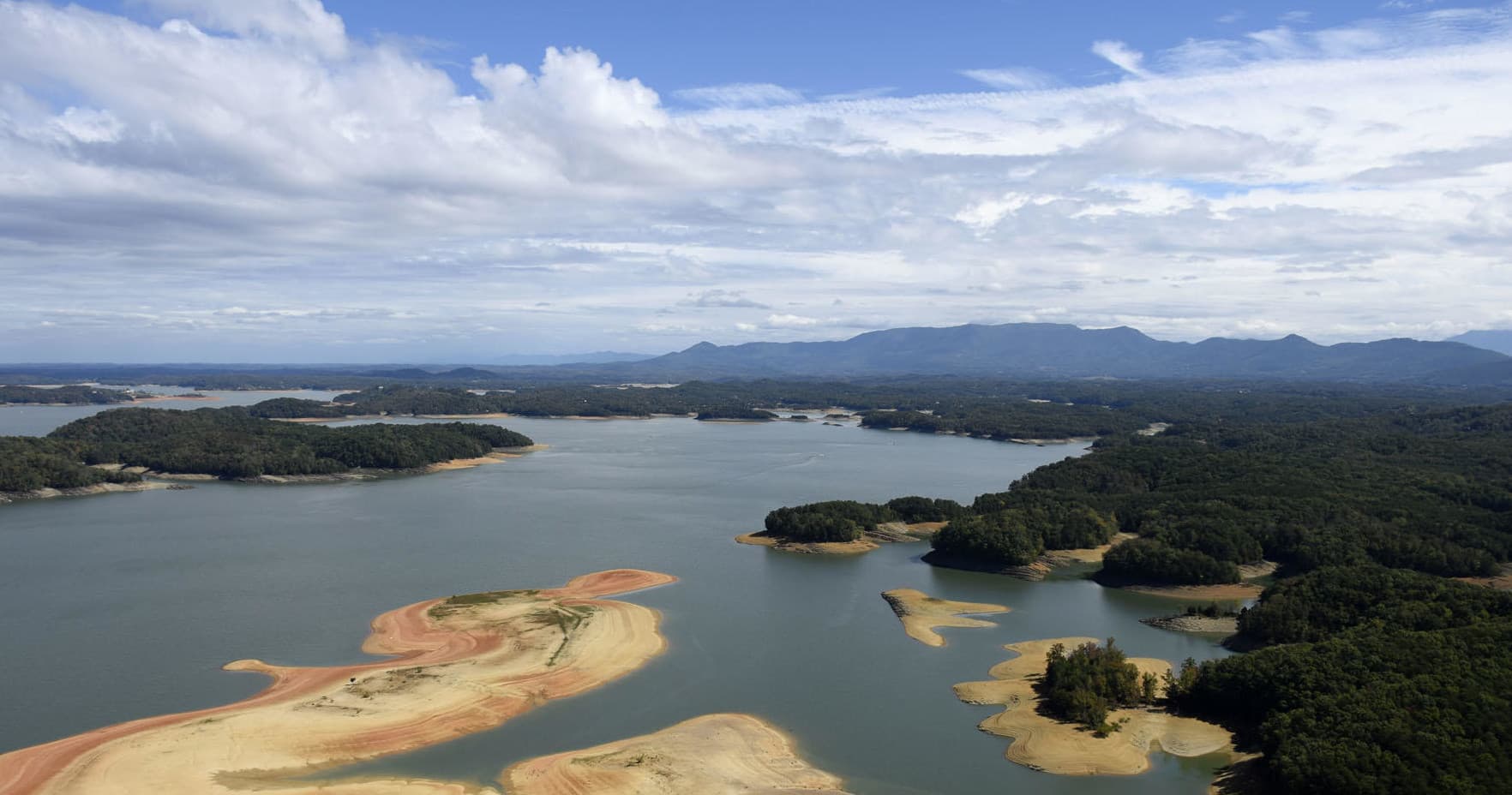 Scenic Lake View Tour in Sevierville, Tennessee