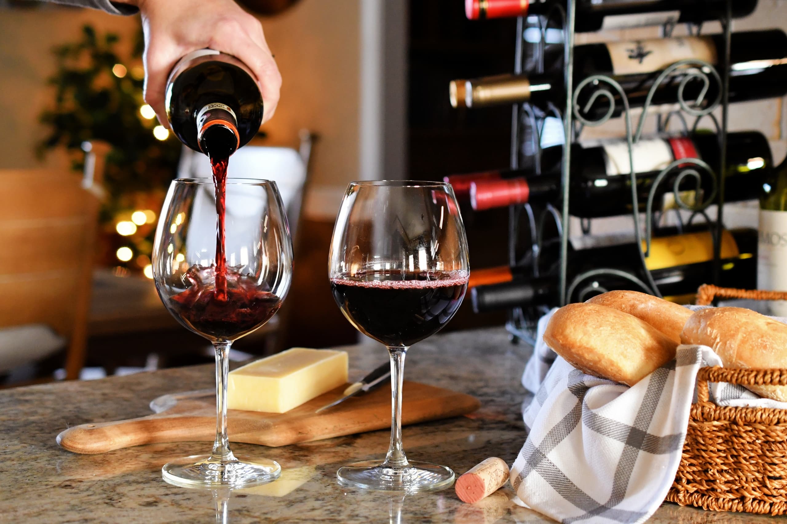 Discover Galway’s Wine Tasting Experience with Local Cheese Pairings