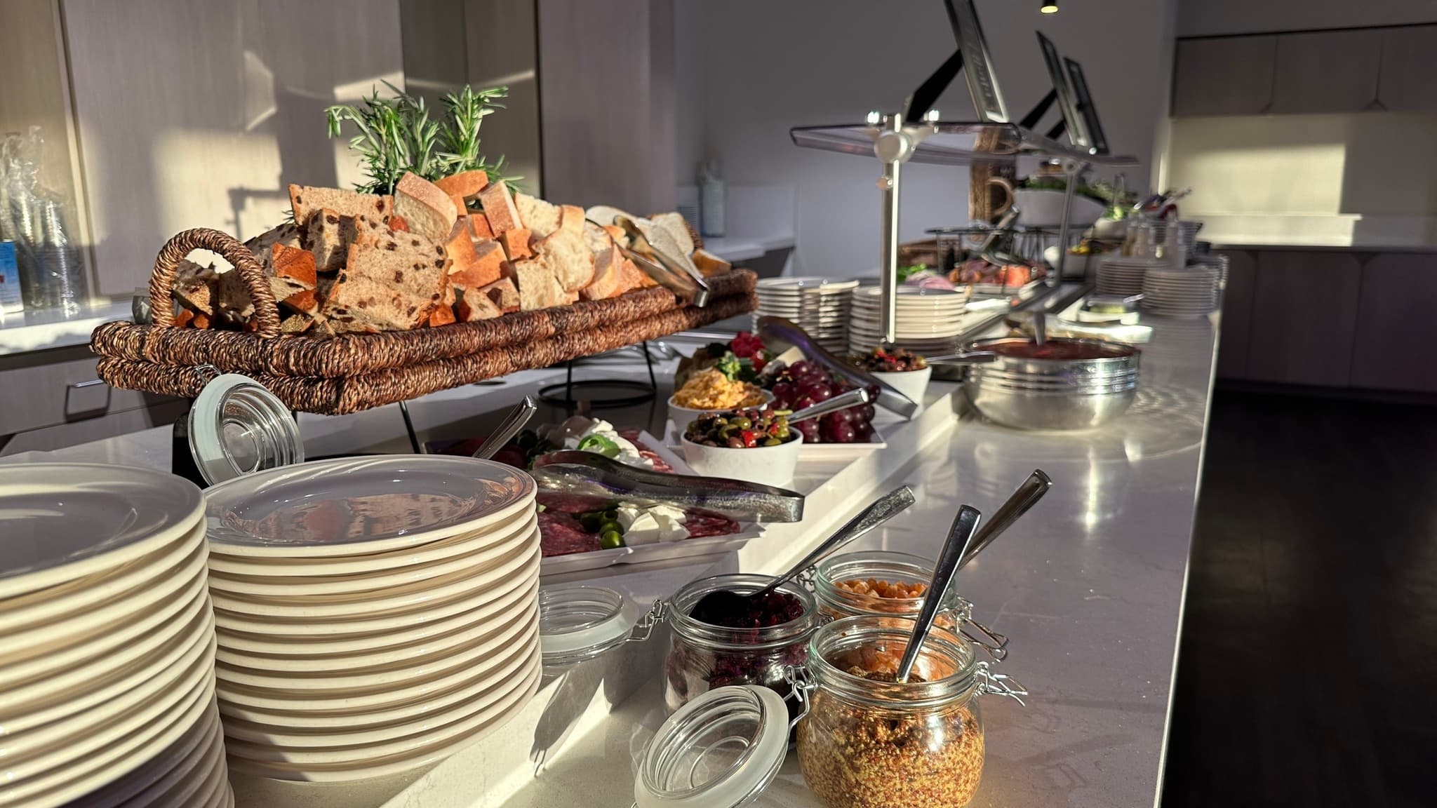 Beachfront New Years Eve Buffet on Fort Myers Beach — Gulf-Inspired Feast & After-Party
