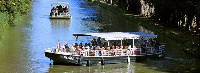 Carcassonne Canal Cruise: 1.5-Hour Croisière Cité Past Two Locks and Medieval Views photo 1