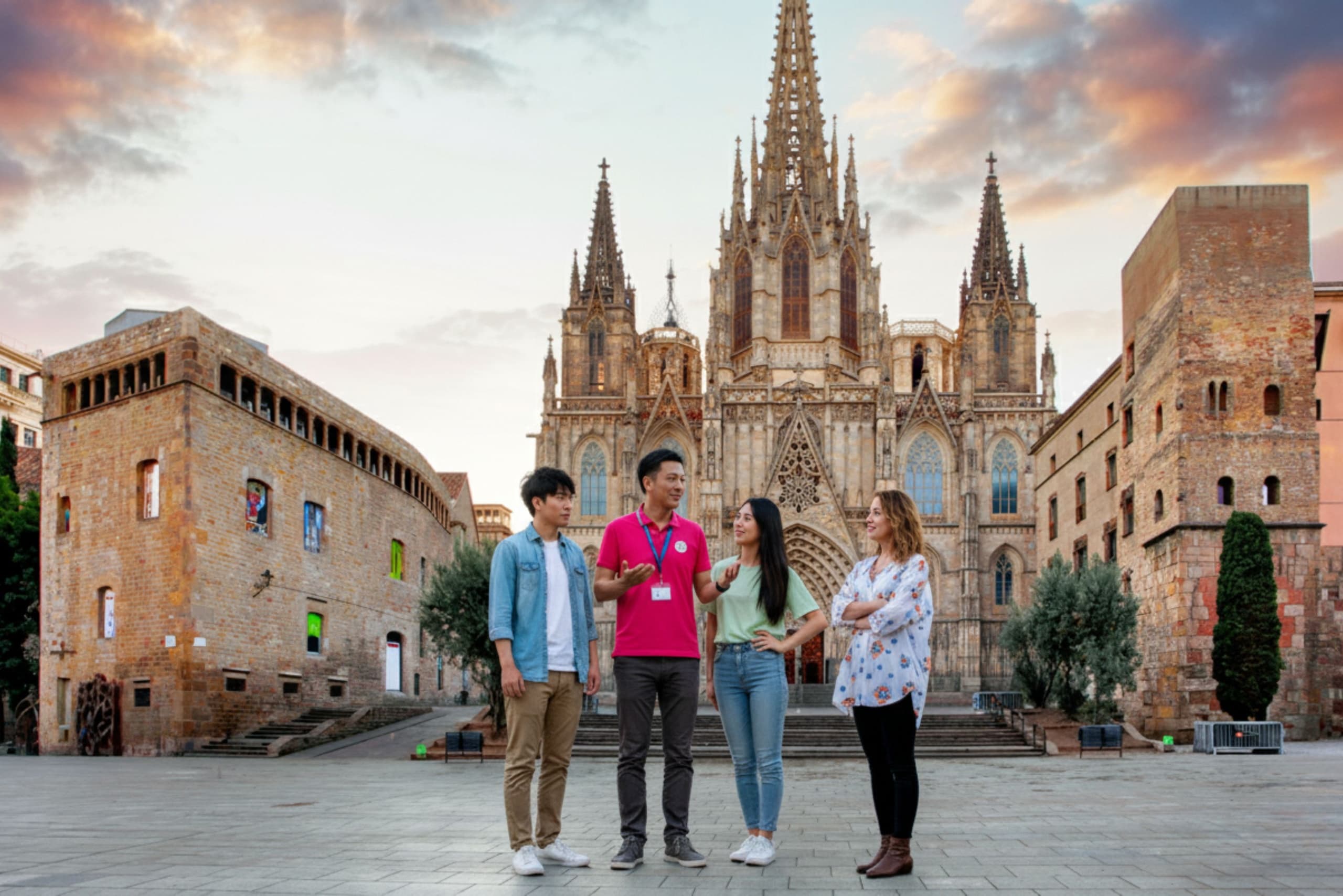 Explore Barcelona’s Gothic Quarter and Picasso Museum: A Walking Tour for Art and History Lovers