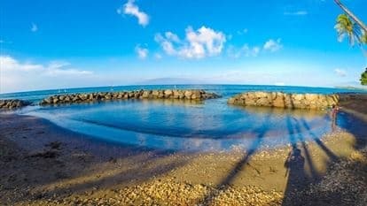 Explore Lahaina & Launiupoko Beach on an E-Bike Tour