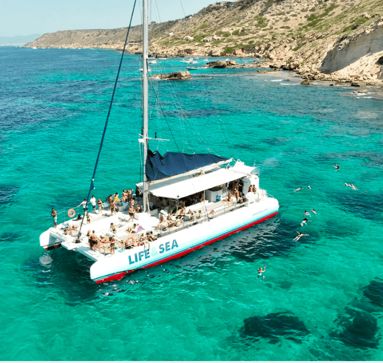 2-Hour Catamaran Trip from Arenal — Mediterranean Cruise off Magaluf