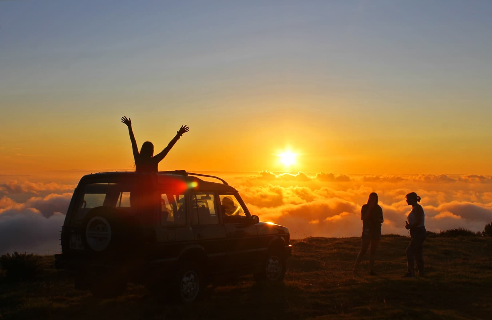 Sunset Land Rover Tour: Off-Road Views and Private Clifftop Sunsets on Madeira’s Southwest Coast
