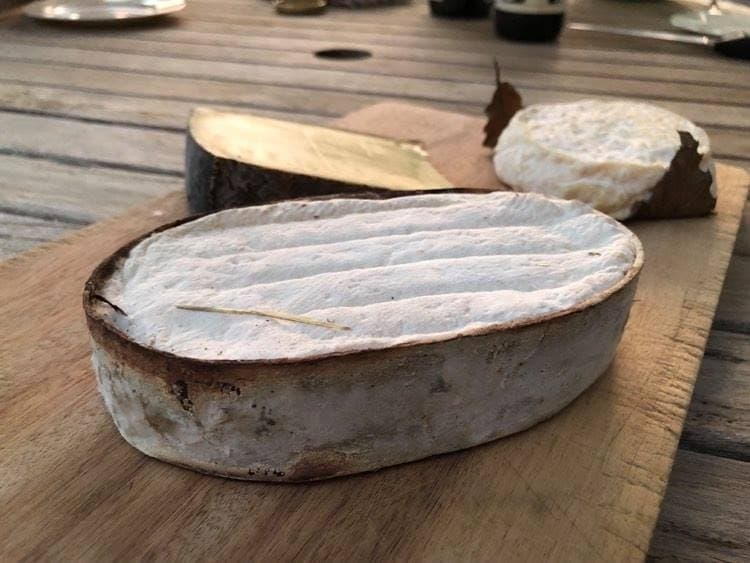 Wine & Cheese Tasting in Loire Valley with Le Tasting Room