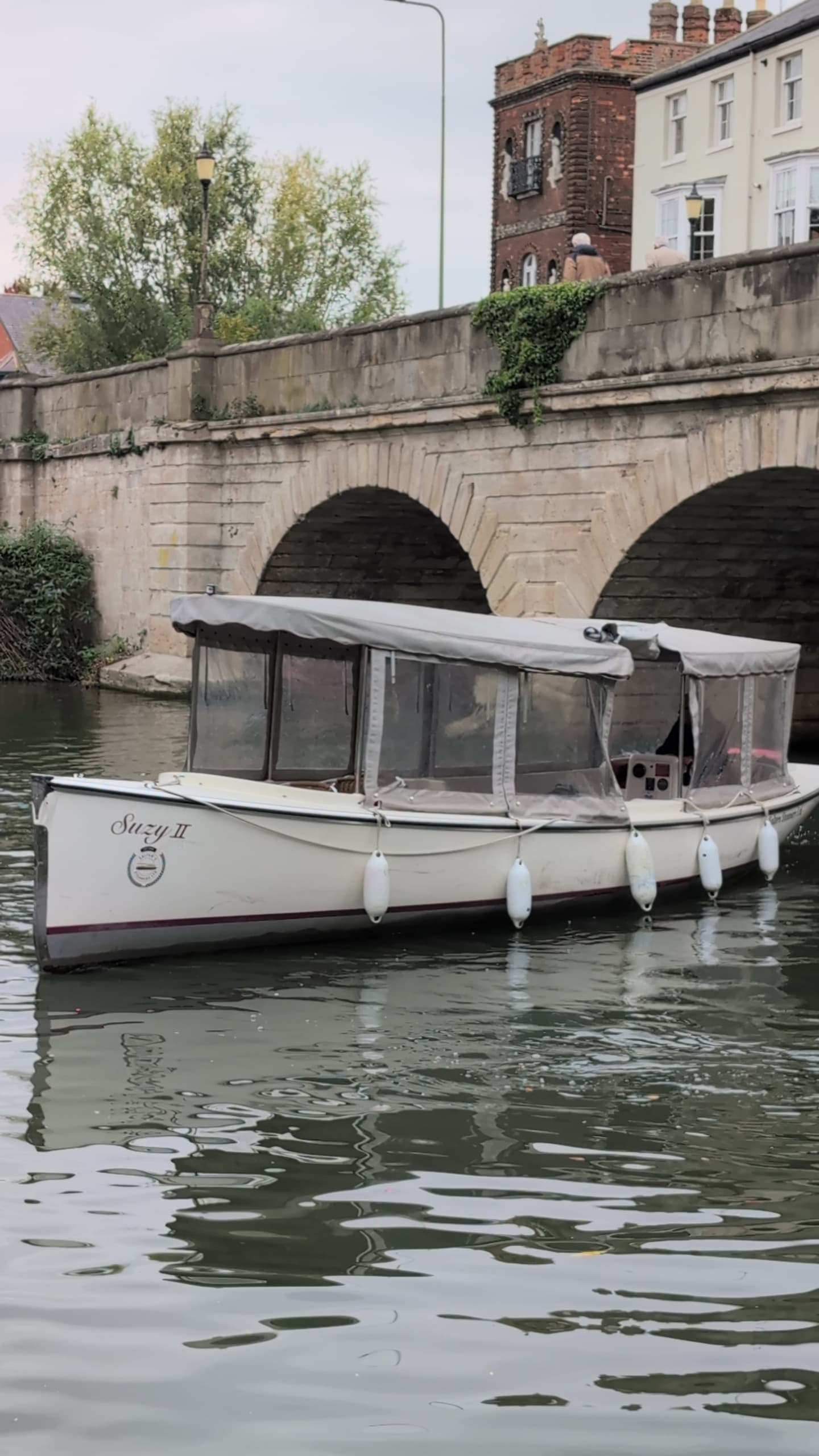 Afternoon Tea on the Thames: Salters Steamers' Intimate Oxford Cruise photo 2