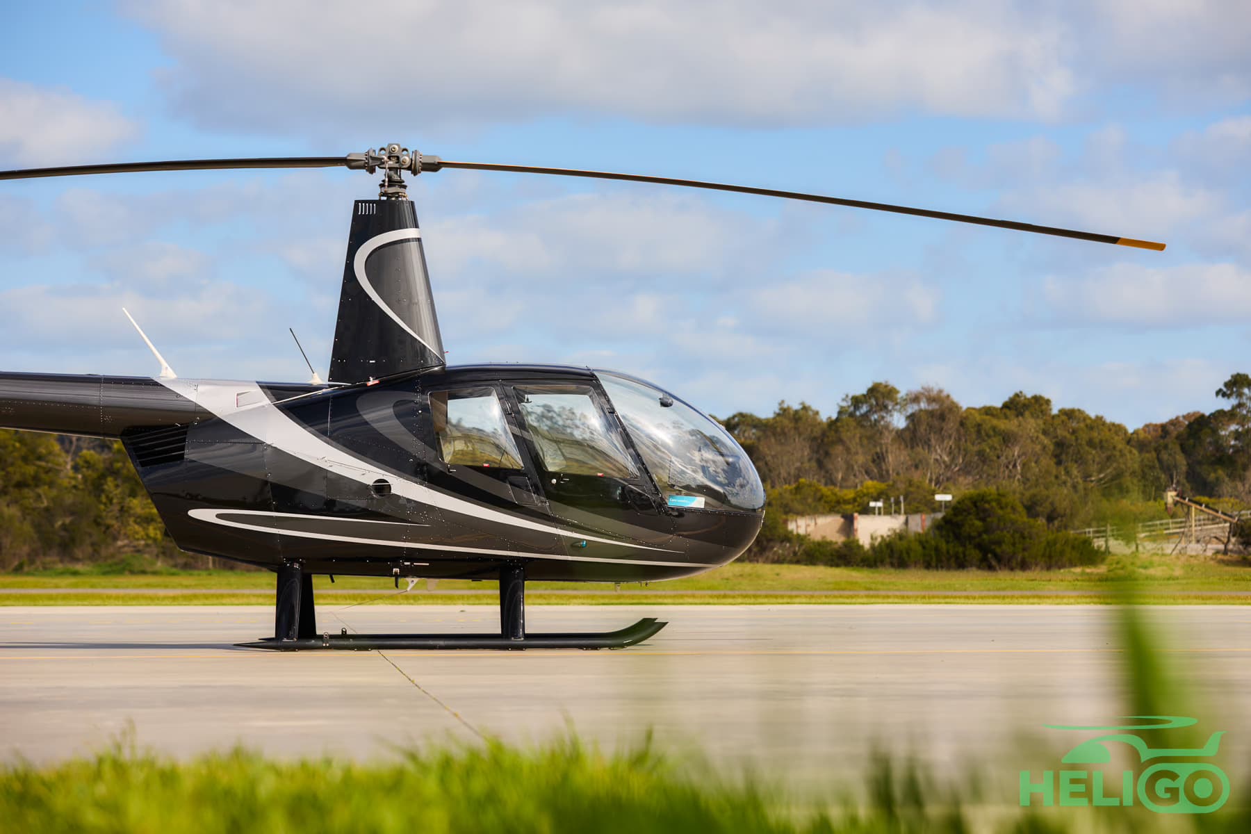 Soar Over Victoria’s Yarra Valley: Half-Day Luxury Lunch Flight & Winery Experience