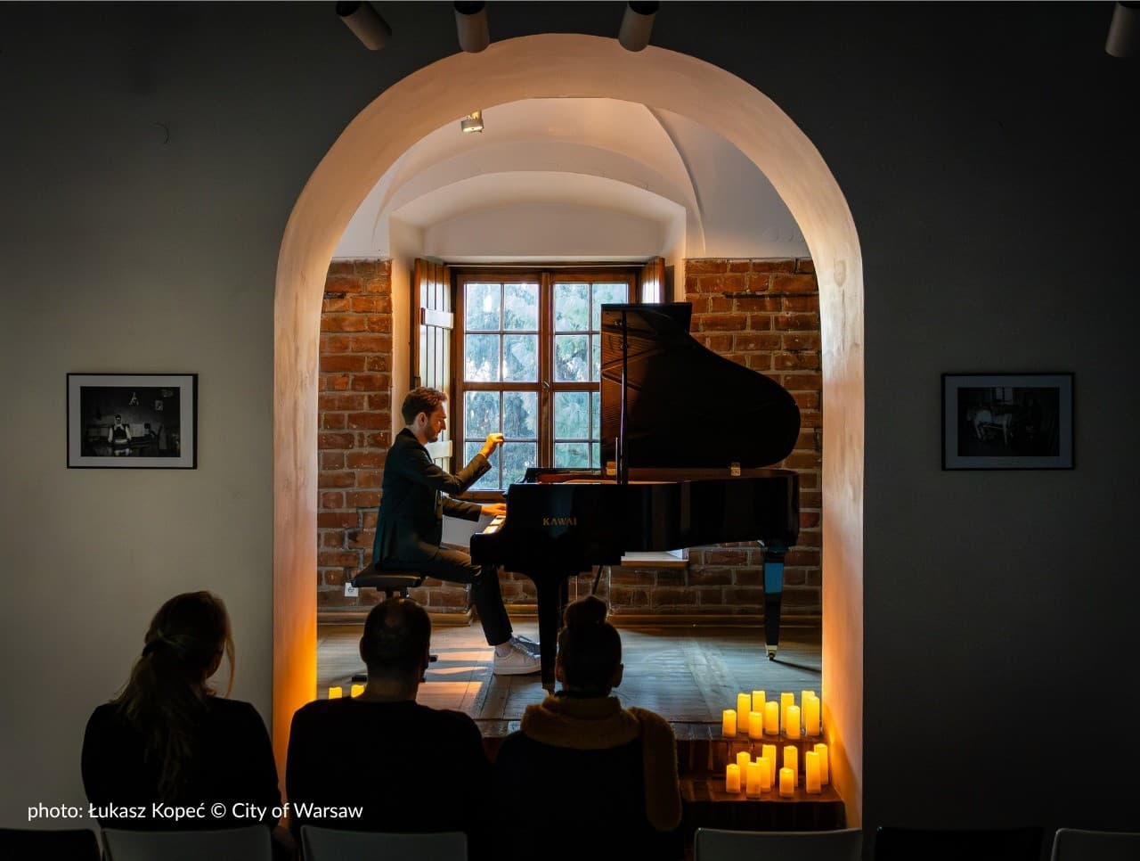 Intimate Chopin Recital in Warsaw's Royal Castle Gallery