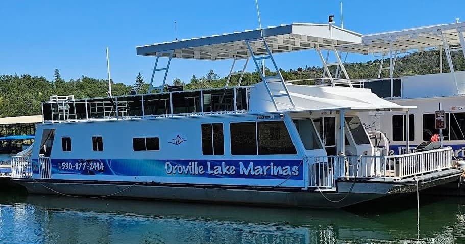 Houseboat Adventures at Lime Saddle Marina, Paradise CA