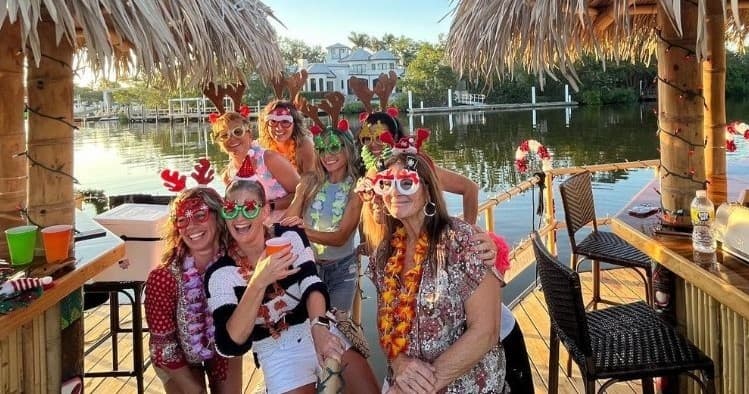 Naples Bay Christmas Light Tour: Festive Tiki Boat Cruises in Florida
