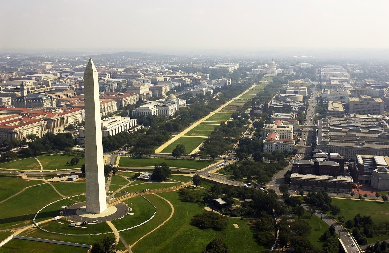Explore Washington DC’s Iconic Landmarks on the DC Highlights Tour with Washington Monument Access