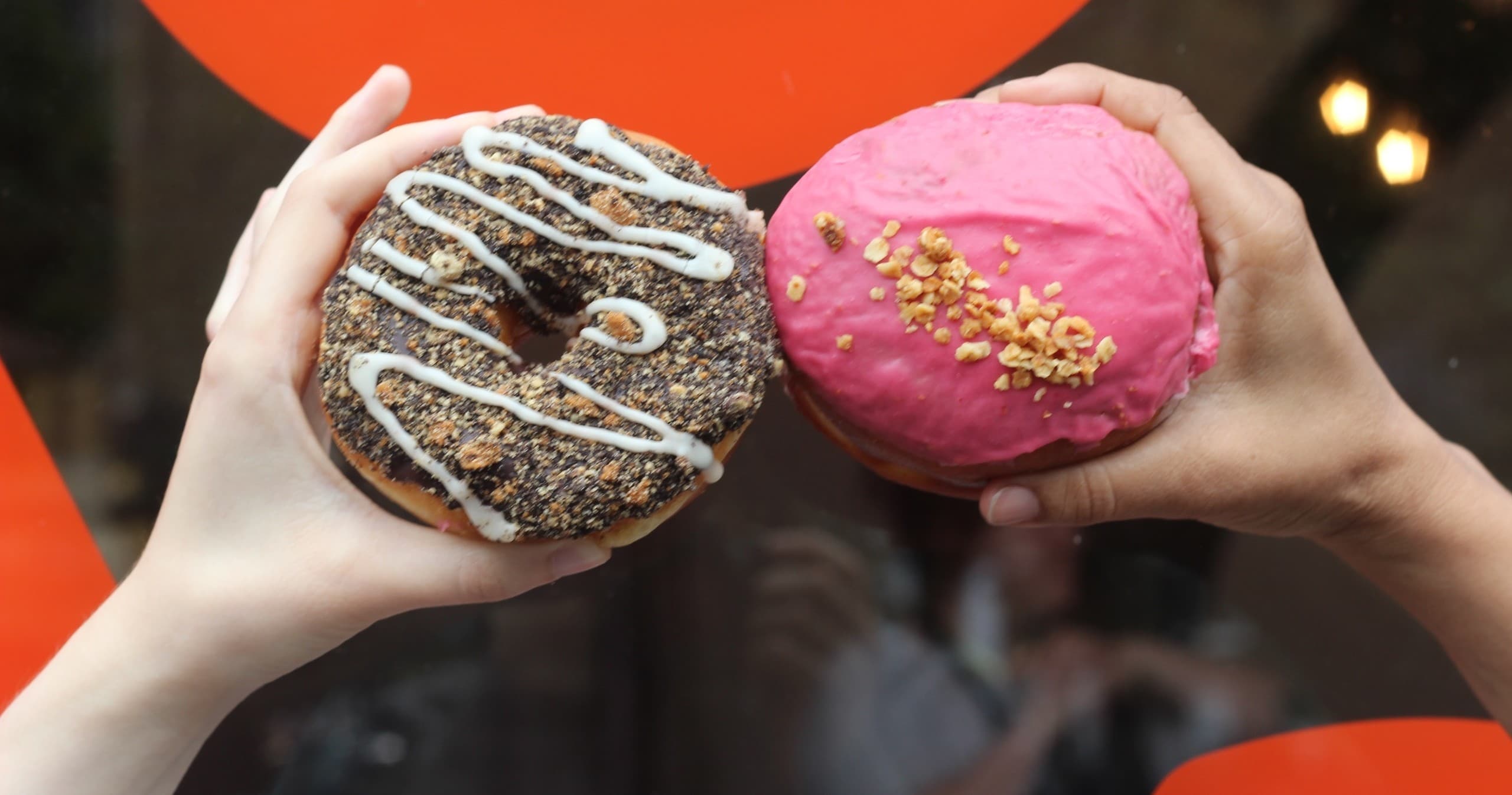 Edinburgh & Royal Mile Doughnut Tour by Underground Donut Tour