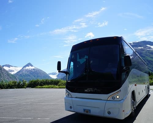 Scenic Transfers from Seward to Anchorage by Alaska & Yukon Tours