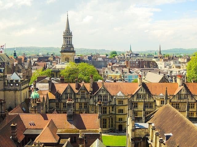 Land Adventures: Discover Oxford with Conoce Londres Ltd