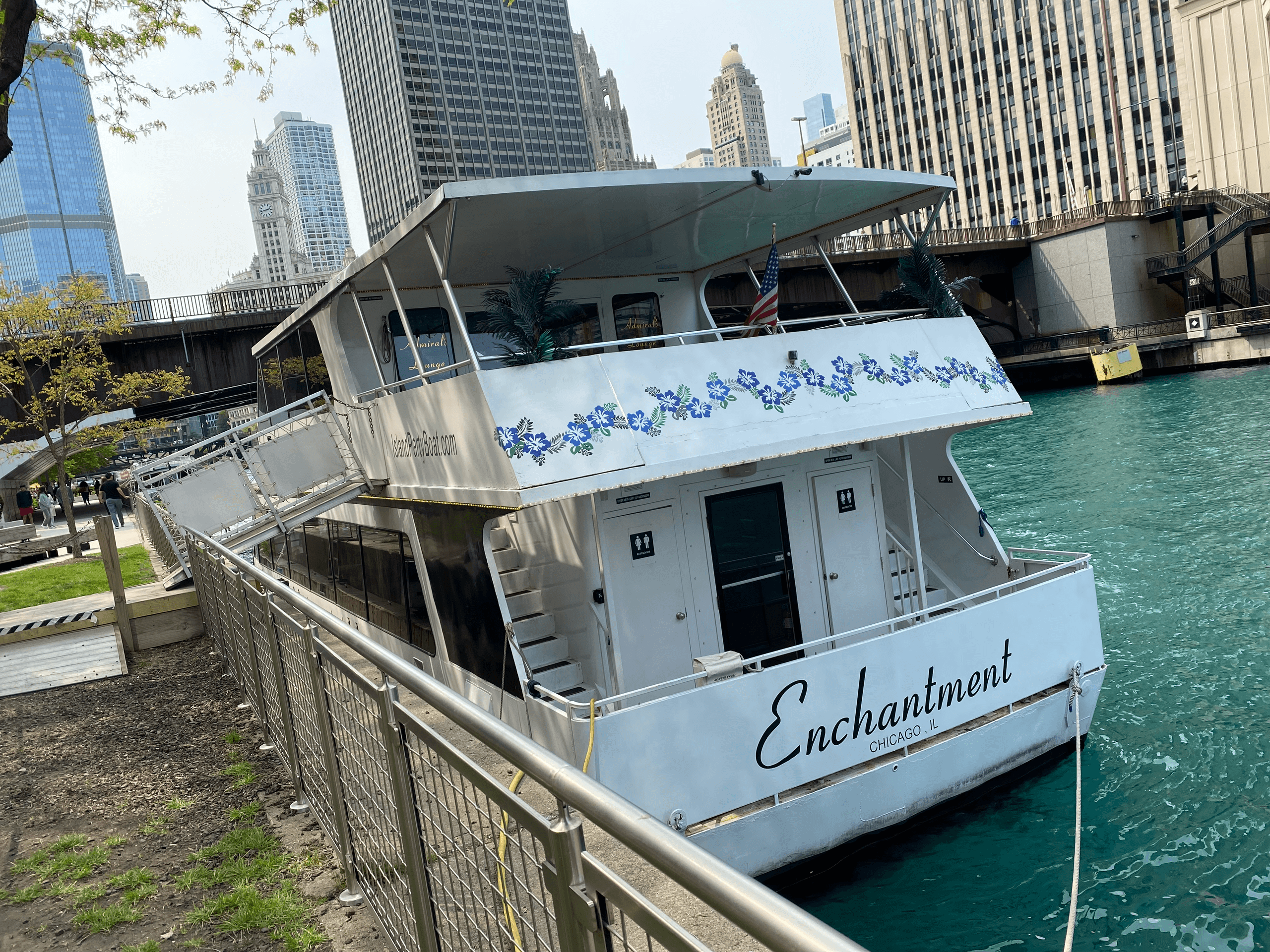 St. Patrick's Dockside Tiki Party on the Chicago Riverwalk — 90-Minute Skyline Cruise photo 2