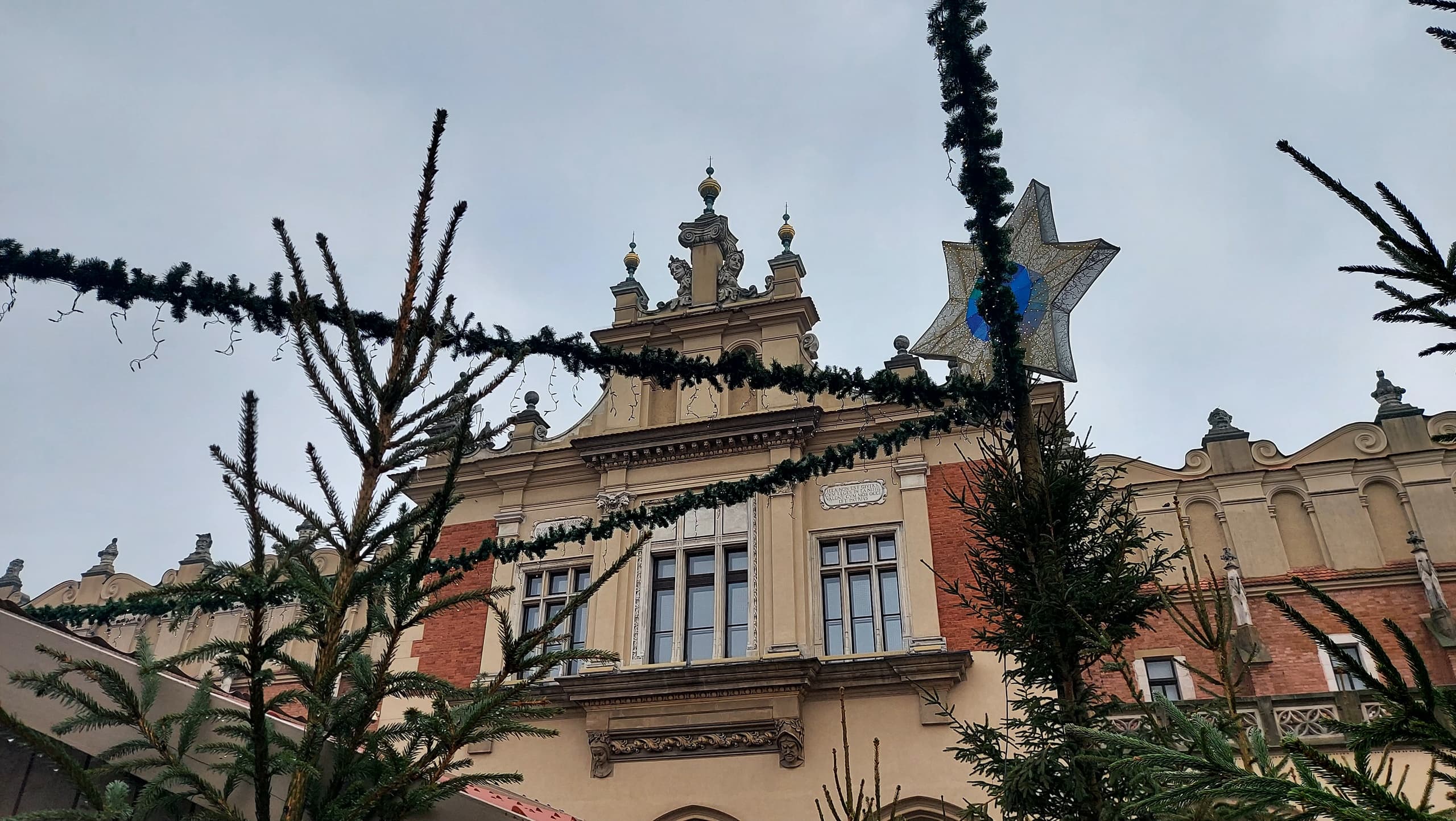 Kraków Mercado Navideño: Guided Christmas Market Walk in the Old Town photo 2
