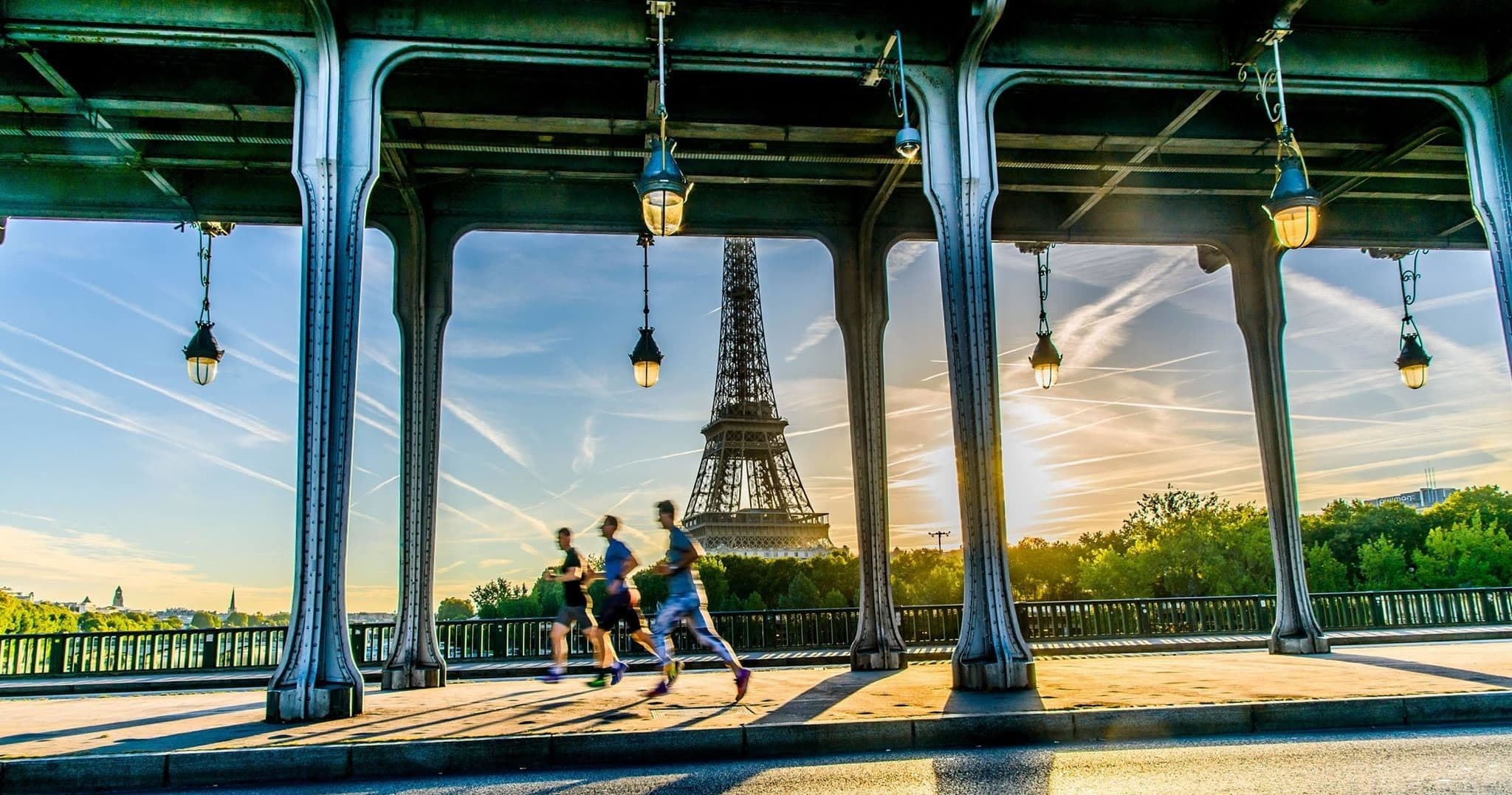 Run Through Romance: Dawn's Paris Je t'aime Running Tour