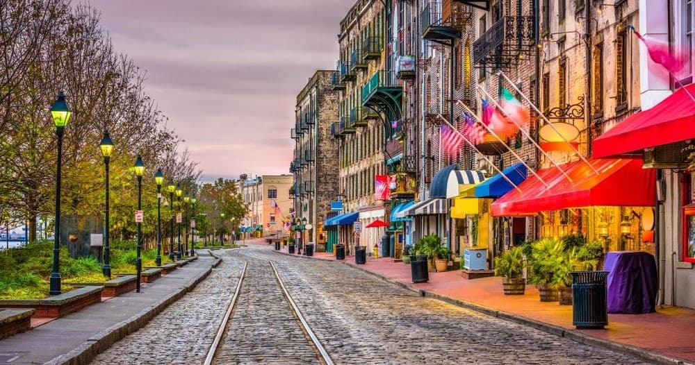 Explore Savannah’s Storied Past: An Immersive History Walk Through Johnson Square