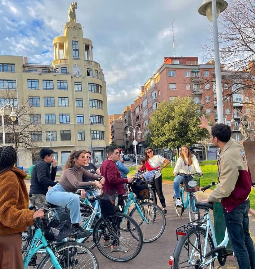 School Trips Bike Tour by Tourne in Bilbo, Spain