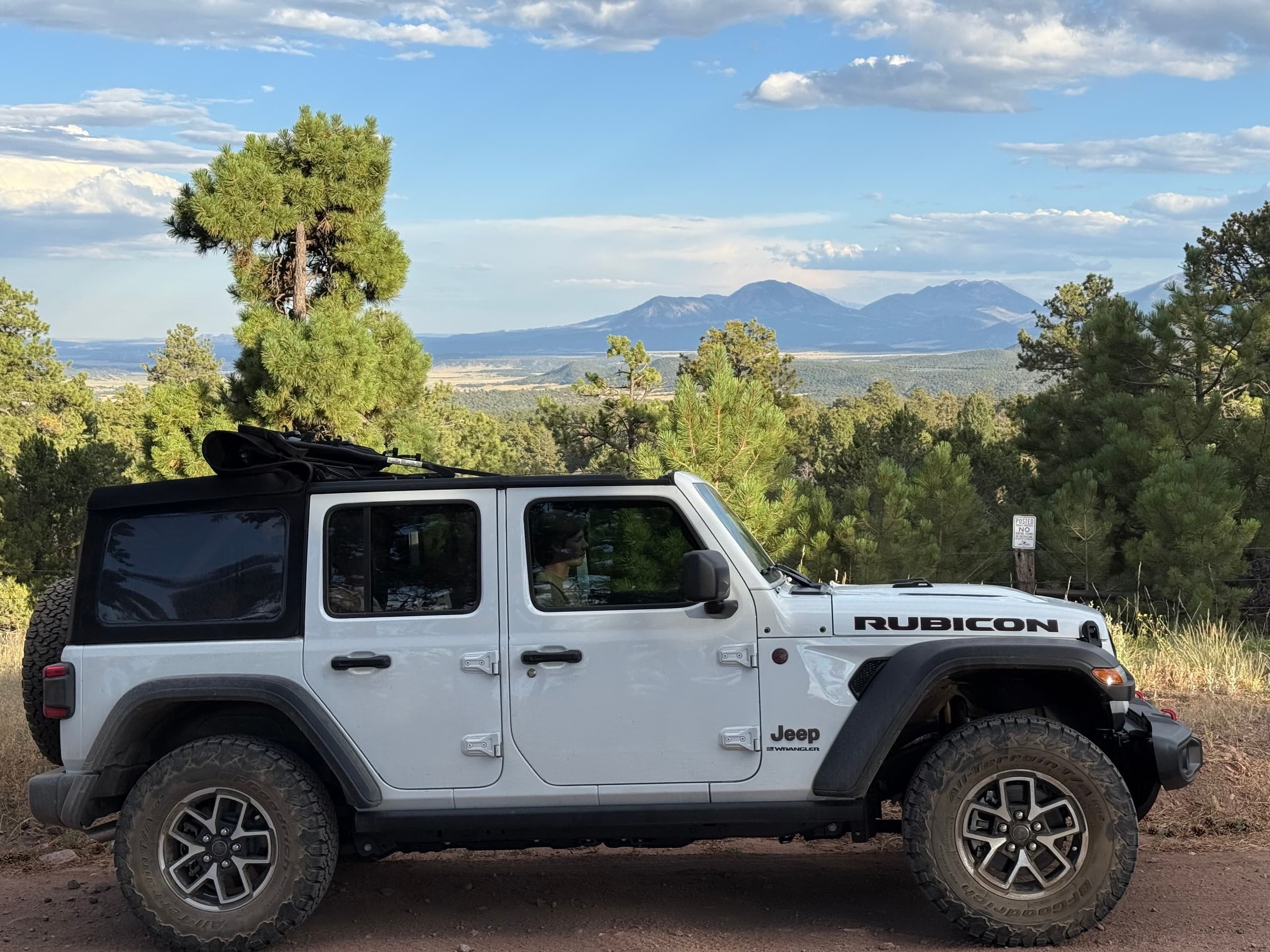 Drive Pikes Peak: Full-Day Jeep Rental from Colorado Springs