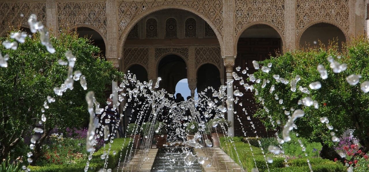 Historical Tours & Cultural Trips: Alhambra from Sevilla