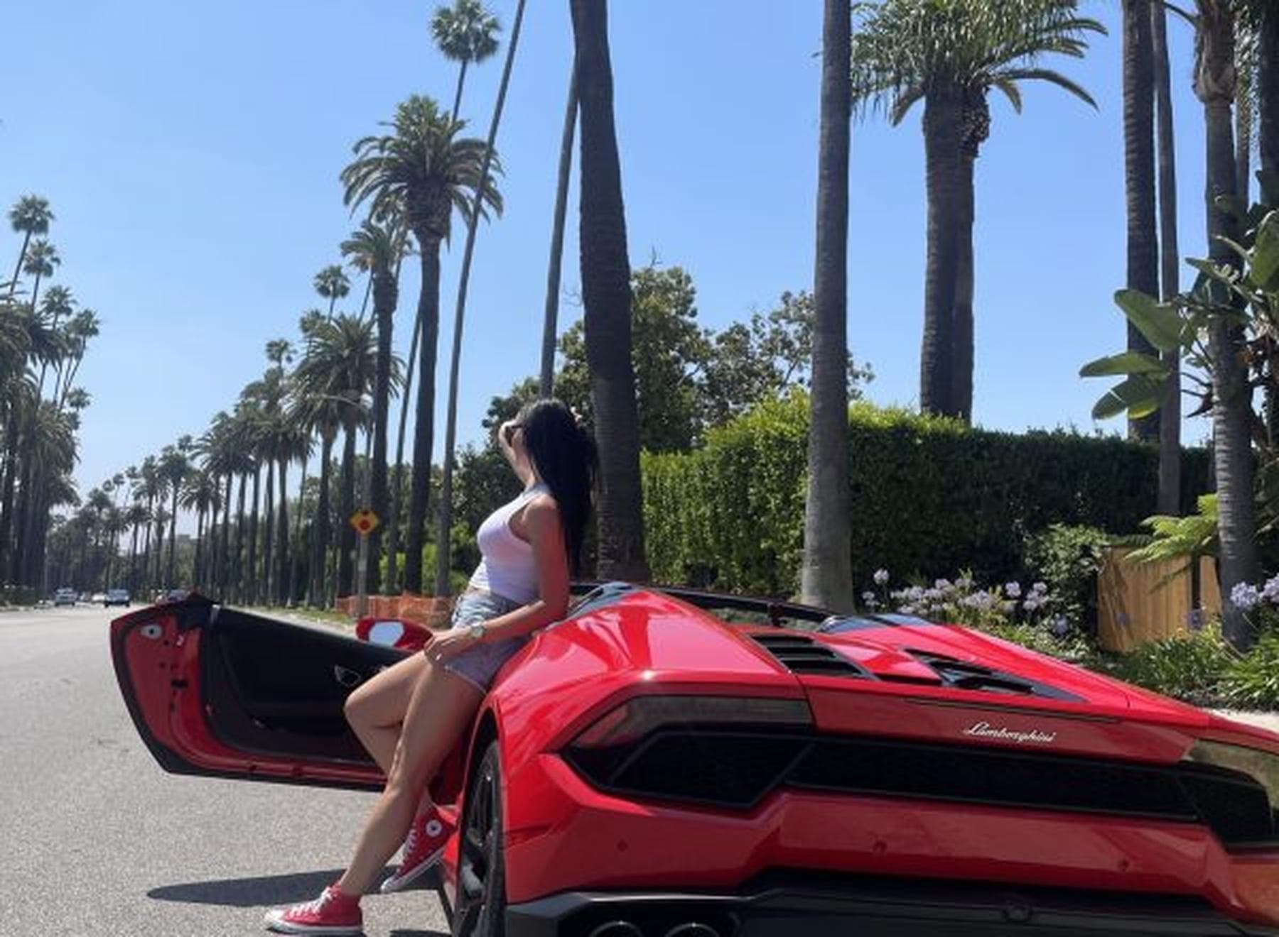 Ferrari and Lamborghini Luxury Drive through Beverly Hills for Content Creators
