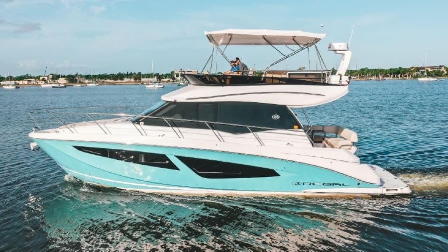 Water Activities with Miami Boat Experts: Luxurious Yacht Experience