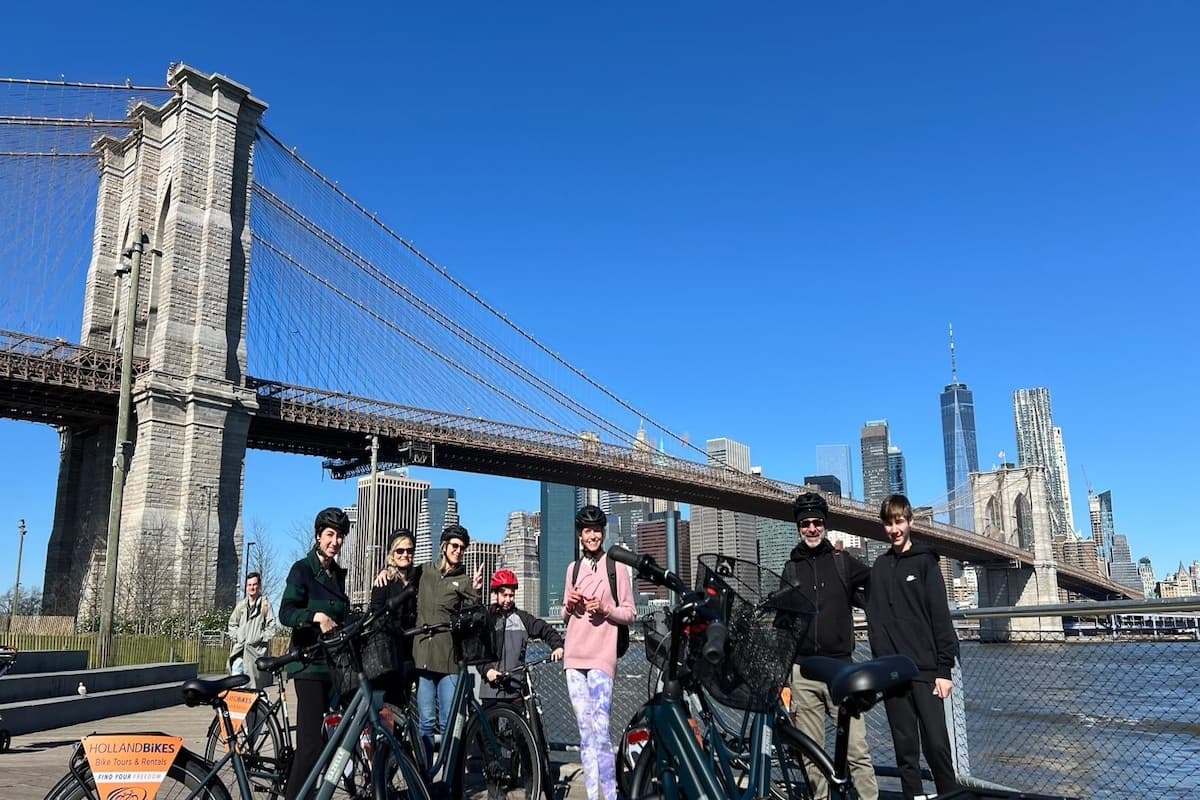 Bike Tour of Brooklyn with Brooklyn insolite