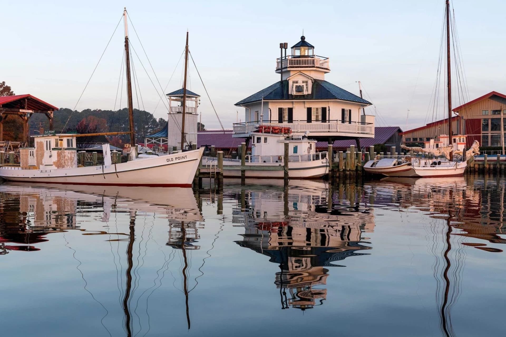Chesapeake Heritage Tour: Seaplane Flight over Historic Bay and Lighthouses