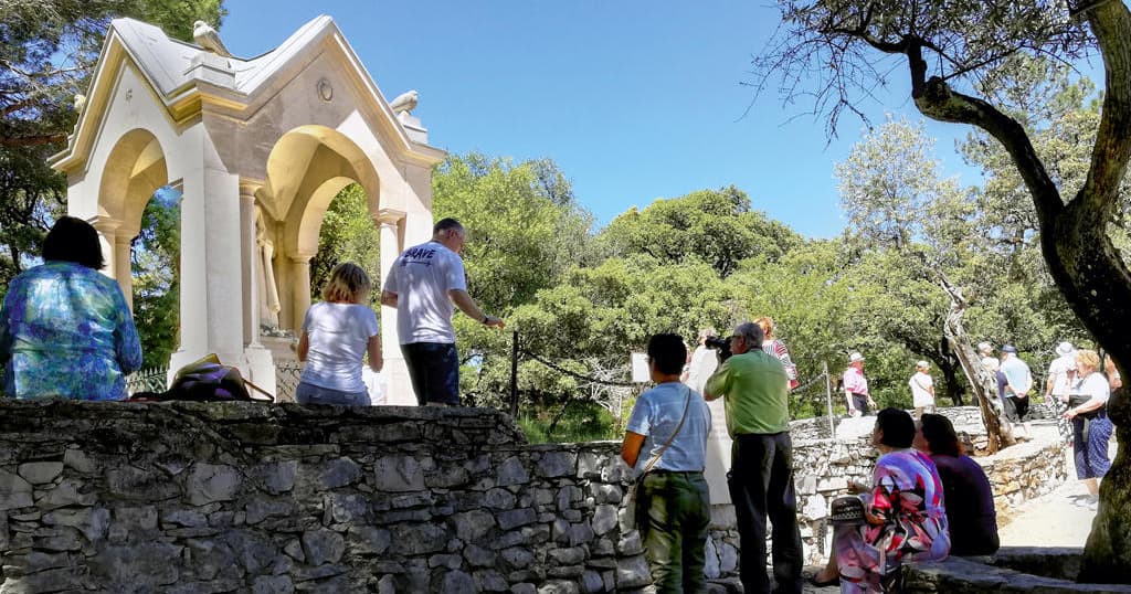 Private Pilgrimage Tour to Fatima with Estrela d'Alva Tours
