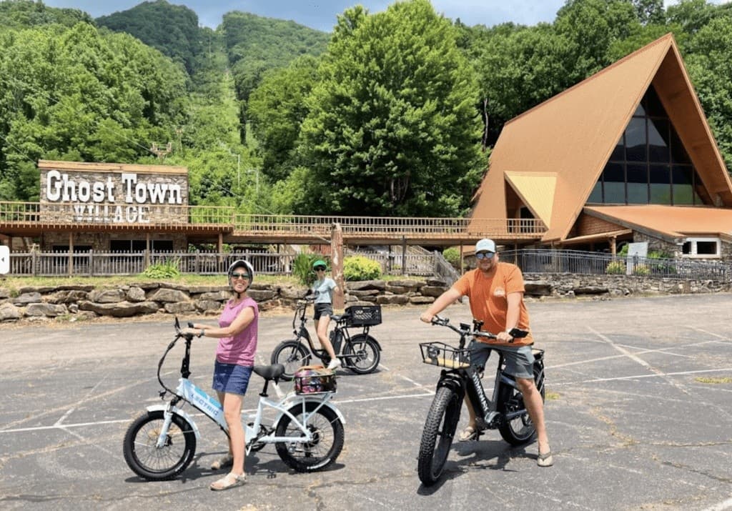 Glide Maggie Valley: Self-Guided Himiway E-Bike Adventures with Mountain Lectric photo 2