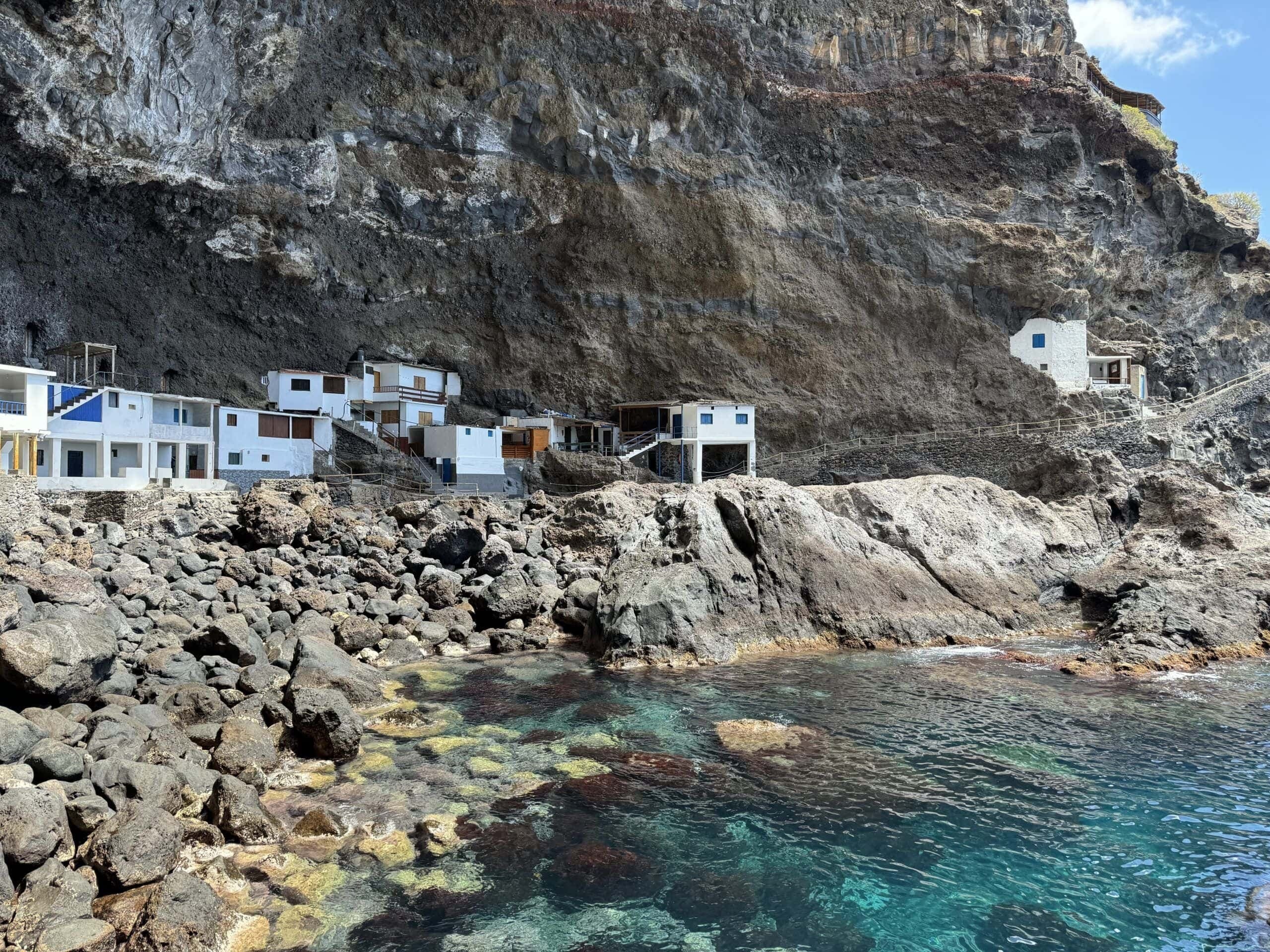La Palma Day Trip: Hike La Zarza, Taste at Bodegas de Eufrosina, and Visit Porís de Candelaria