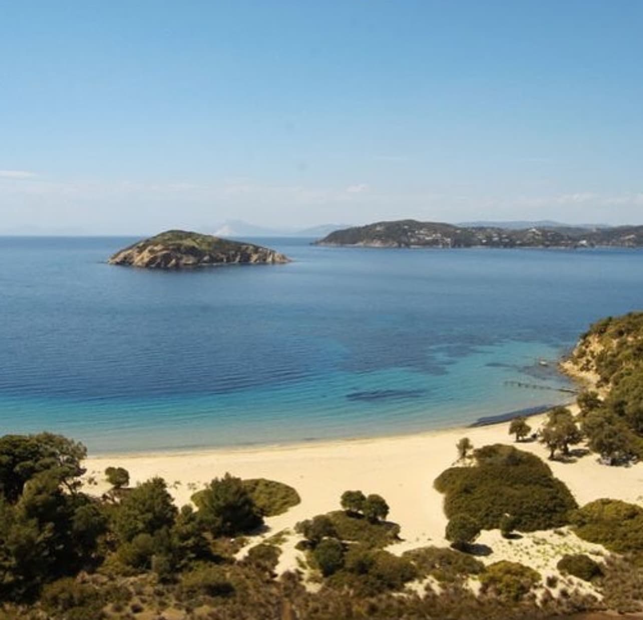 Boat Transfer to Tsougria Island with Skiathos Rent Boat