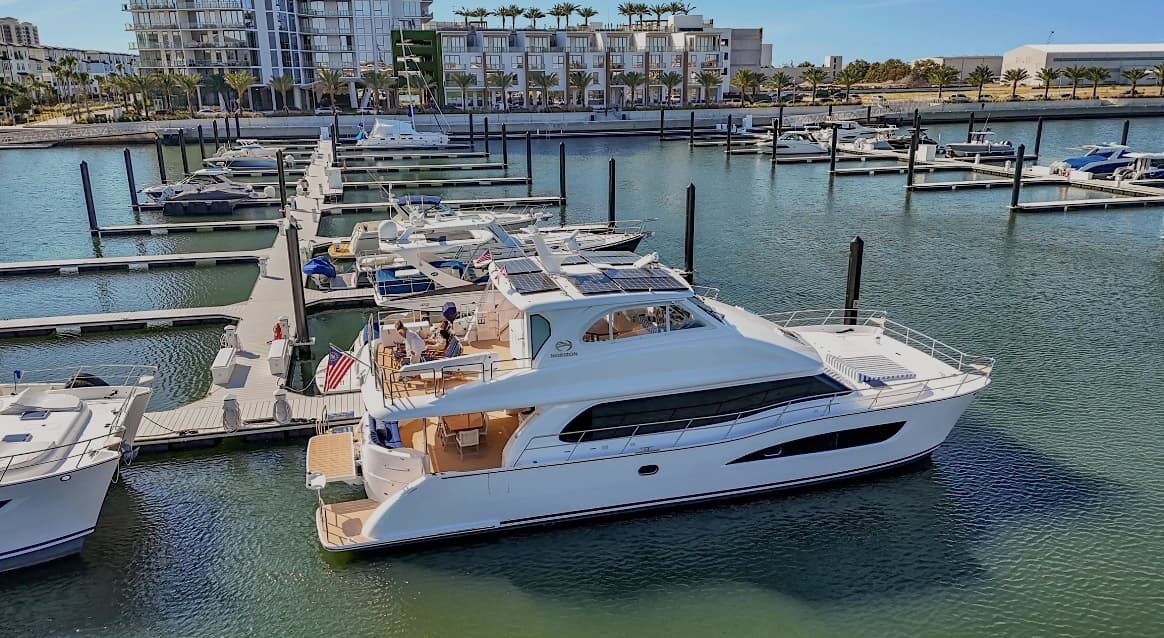 Luxury Yacht Charters with Miami Boat Experts in Miami Beach